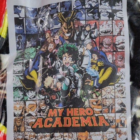 My Hero Academia Large Lightweight Blanket New in Package - Picture 1 of 3